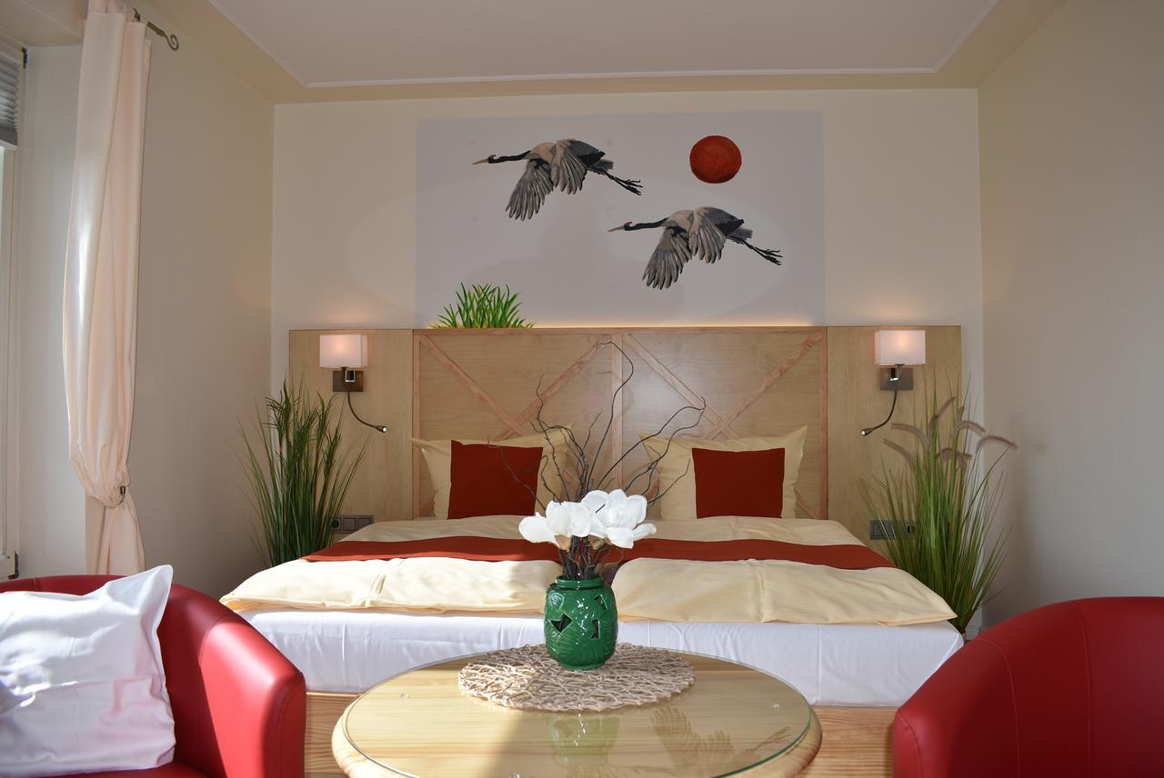 Alago Hotel Am See Камбс Экстерьер фото